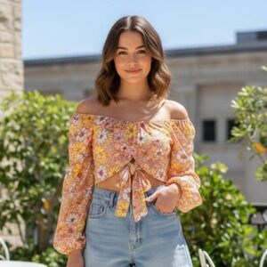 Madden NYC Crop Top Tie Back Blouse Shirt Flowers Size Medium